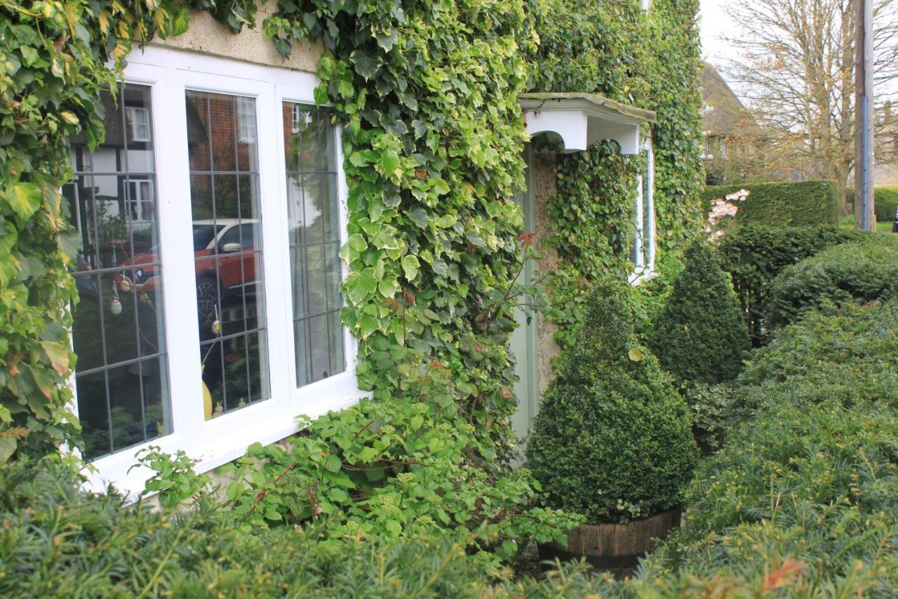Ivy Cottage B And B Buckingham Exterior foto